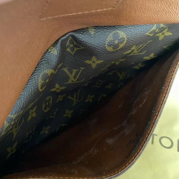 Louis Vuitton GM Jeune Fille Handbag - Picture 14 of 14